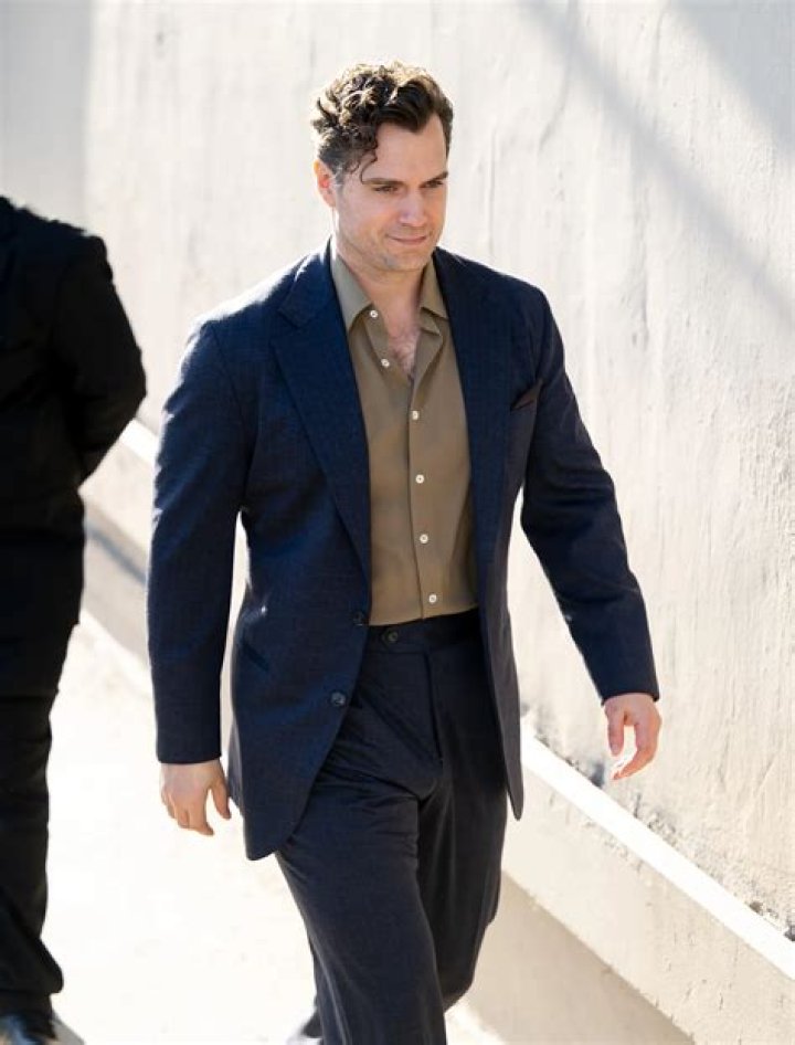 007 Henry Cavill: The Perfect Fit for James Bond