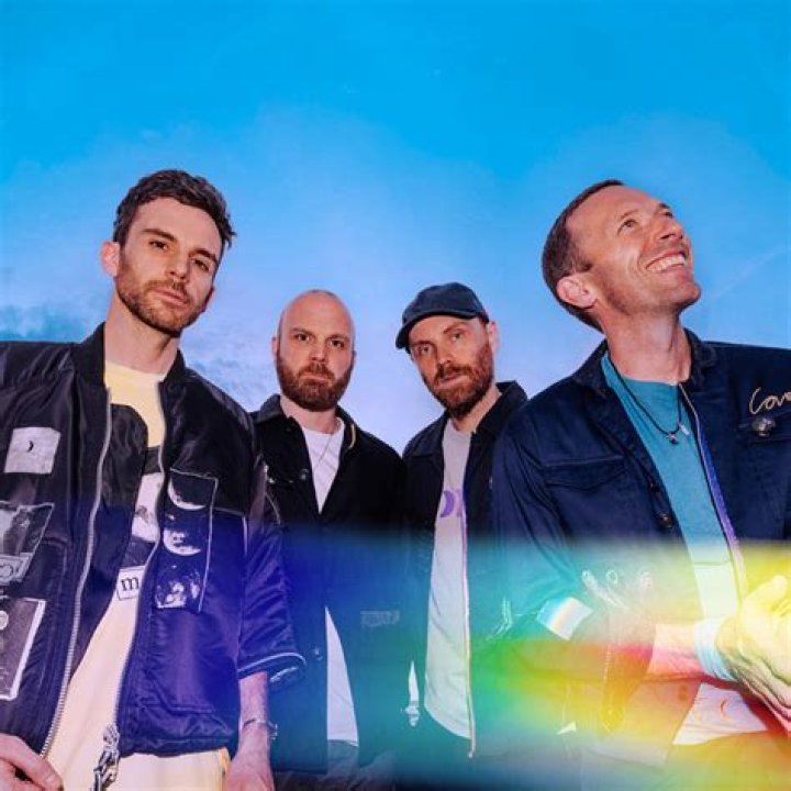 Chris Martin Relationships: A Comprehensive Look into the Love Life of Coldplay's Lead Singer