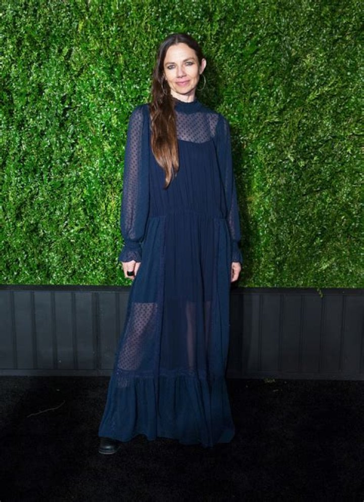 Justine Bateman Height: A Comprehensive Look at the Iconic Actress