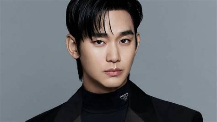 Kim Soo Hyun: The Iconic Journey in "Scarlet Heart"