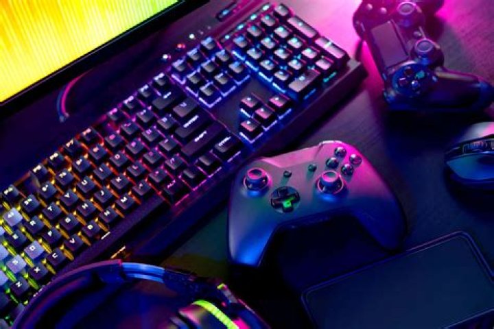 Naggi Hikaru: The Rising Star in the World of Gaming and Entertainment