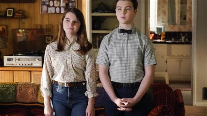 What Year is Young Sheldon Set in: A Comprehensive Guide